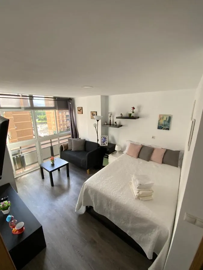 4 Capulino Apartamentos Malaga Spain